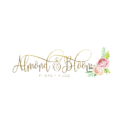 Almond & Bloom Photo + Video Logo